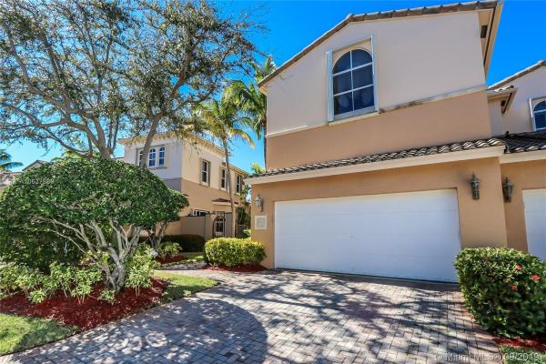 Admirals Cove, 892 W Spinnaker Dr W, Hollywood, Florida 33019, image 2