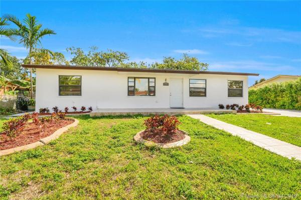 Palmland Homes South, 30335 SW 154th Ct, Leisure City, Florida 33033, image 2