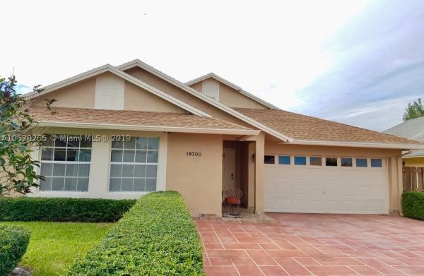 Country Lake Park, 18700 NW 77th Ct, Hialeah, Florida 33015, image 3