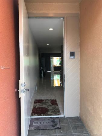 Loch Andrews, 15534 Cairnryan CT, Miami Lakes, Florida 33015, image 2