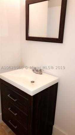 Kendale Lakes No HOA, 14204 SW 75th Ter, Kendale Lakes, Florida 33183, image 3
