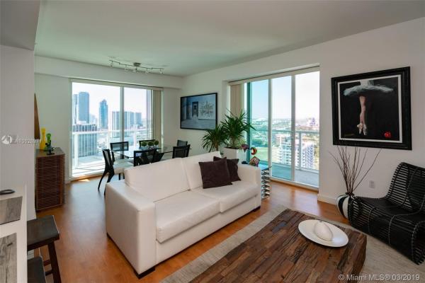 Quantum On The Bay, 1900 N Bayshore Dr #3111, Miami, Florida 33132, image 2