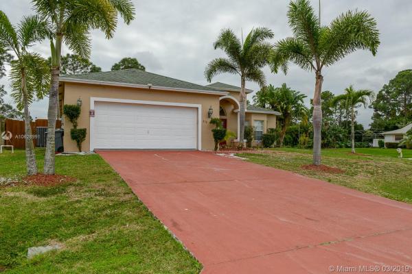 438 SE Evergreen Ter, Florida 34983, image 1