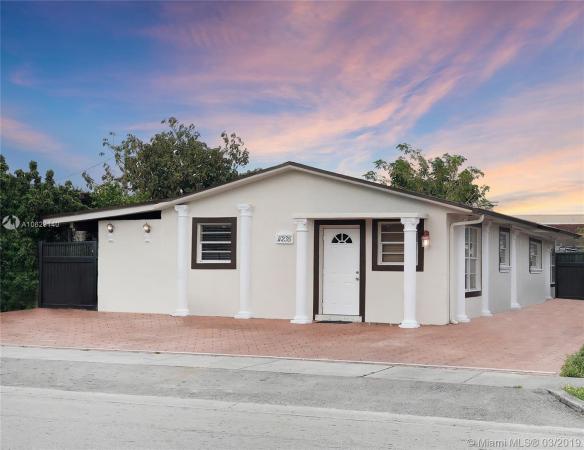 Sweetwater Groves, 11235 SW 2nd St, Sweetwater, Florida 33174, image 2