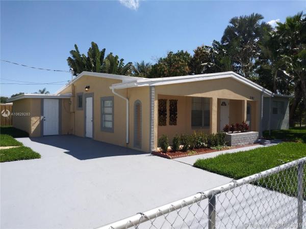 Heritage Homes, 7191 Liberty St, Hollywood, Florida 33024, image 2