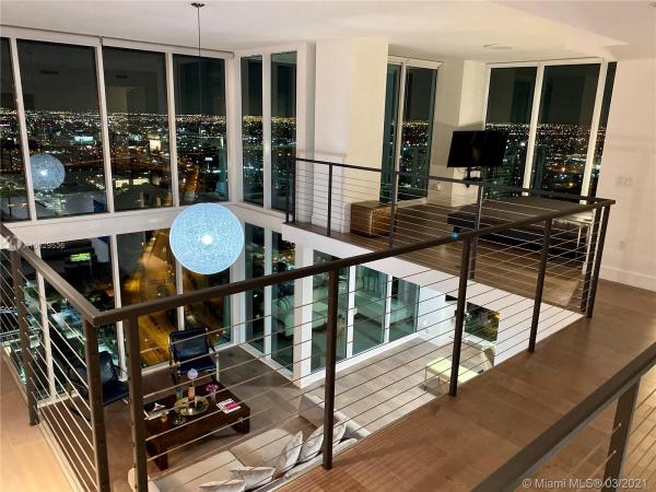 Ten Museum Park Residential, 1040 Biscayne Blvd #TS-4206, Miami, Florida 33132, image 2