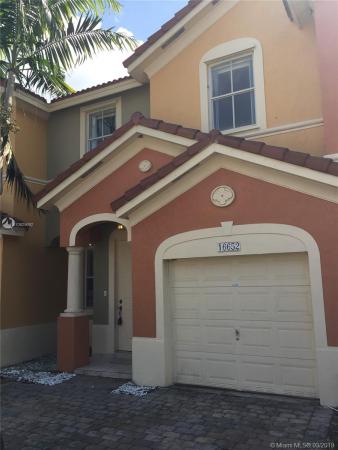 Kendalland, 16652 SW 79th Ter, Kendall, Florida 33193, image 2
