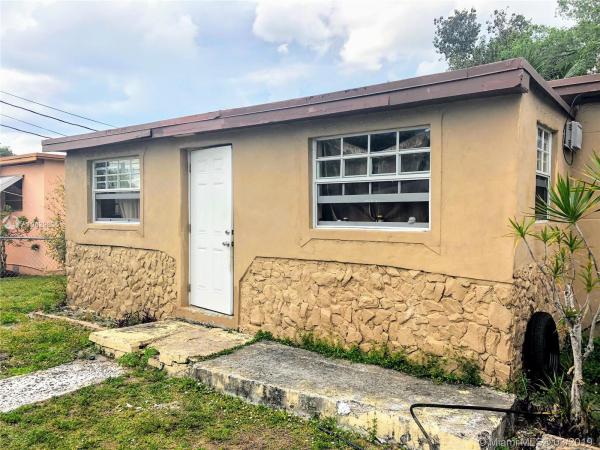 22nd Avenue Manor, 2111 NW 98th St, West Little River, Florida 33147, image 2