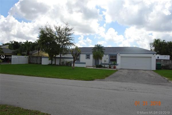 Weitzer Shauna Meadows, Richmond West, Florida 33187, image 2