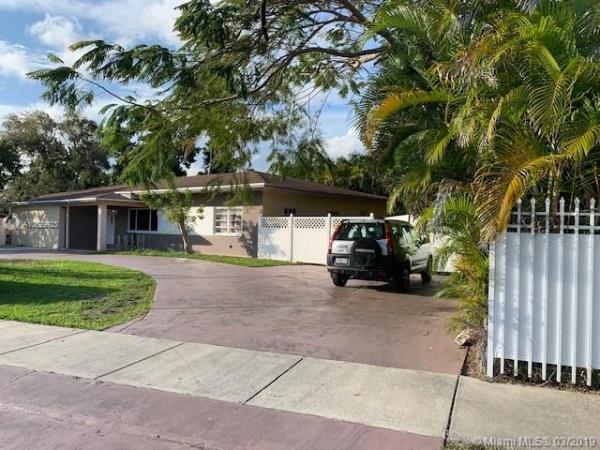 8515 SW 47th St, Olympia Heights, Florida 33155, image 2