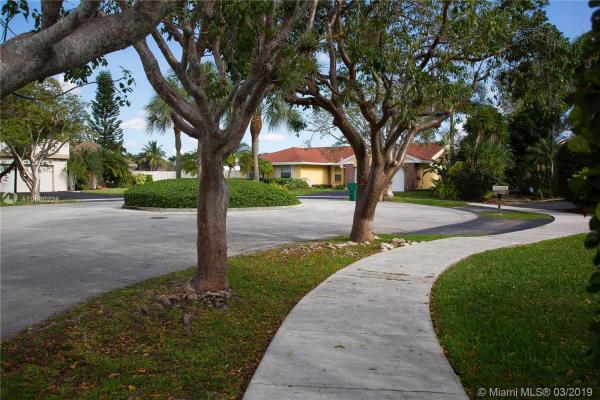 Blue Ridge, 13780 Bluestone Lake Ct, Davie, Florida 33325, image 2