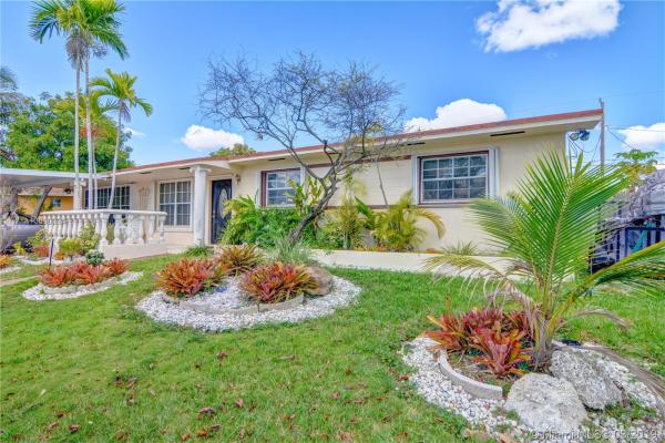 Cutler Ridge Pines, 8961 SW 200th St, Cutler Bay, Florida 33157, image 2