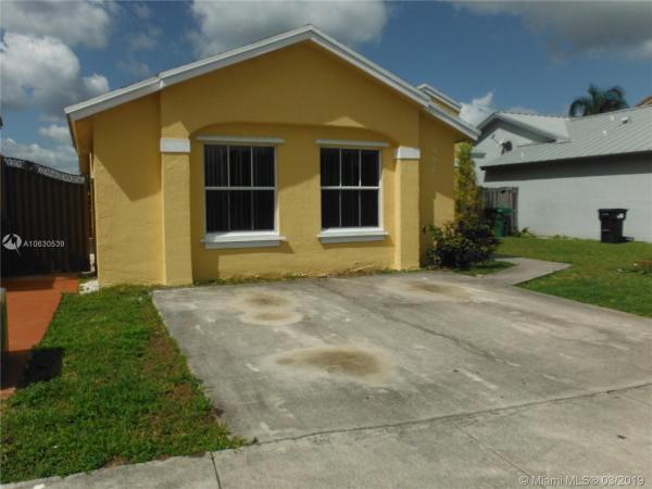 Venezia Homes Estates, 902 NW 133rd Ct, Tamiami, Florida 33182, image 2
