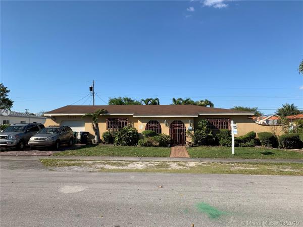 Tropical Highlands, 8525 SW 42nd St, Olympia Heights, Florida 33155, image 2