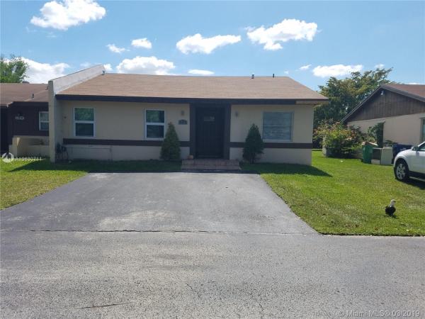 Devon Aire Villas, 12234 SW 115th Ter #12234, The Crossings, Florida 33186, image 2
