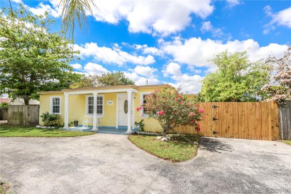 Tropical Estates, 5000 SW 97th Ct, Olympia Heights, Florida 33165, image 2