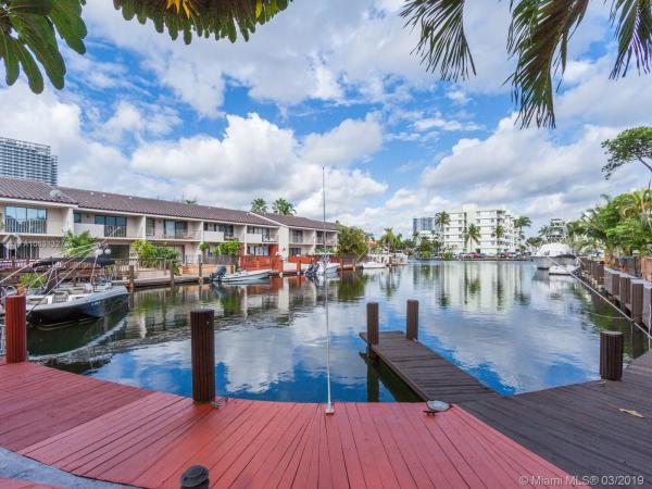 Lakeview Townhomes, 2677 NE 164th St #44, North Miami Beach, Florida 33160, image 2