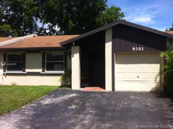 9301 E Elm Ln, Miramar, Florida 33025, image 2