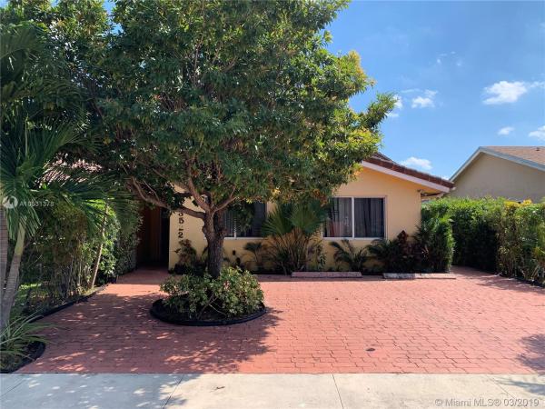 Arborgate Patio Homes At Kendall Lakes East, 13522 SW 65th Ln, Kendale Lakes, Florida 33183, image 2
