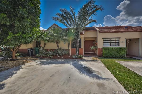 Kendall Walk, 14924 SW 90th Ter, The Hammocks, Florida 33196, image 2
