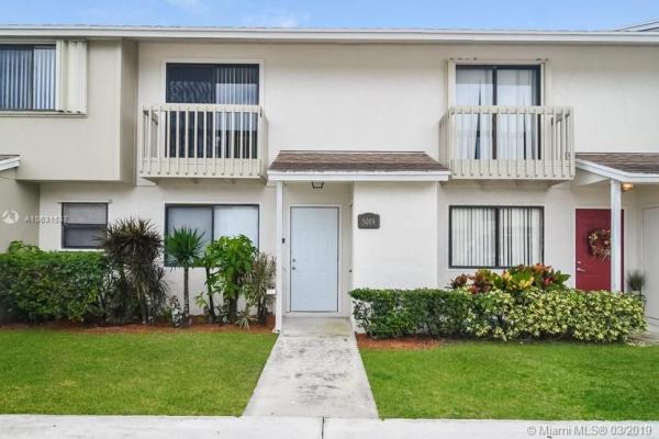Canalakes, 5004 Pier Dr, Greenacres, Florida 33463, image 2