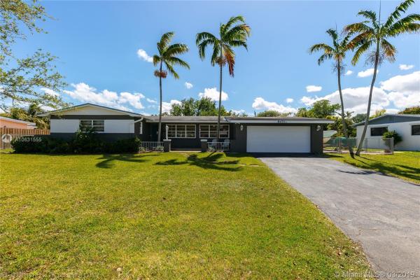 Whispering Pines Estates, 8470 SW 185th Ter, Cutler Bay, Florida 33157, image 2