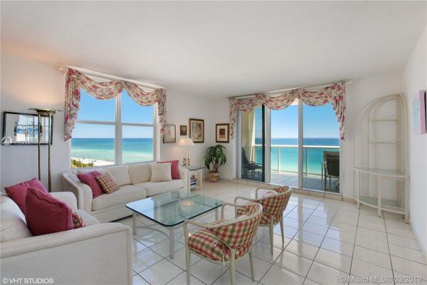 The Carriage Club, 5001 Collins Ave #10K, Miami Beach, Florida 33140, image 2