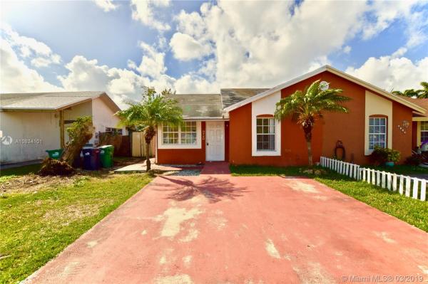 Lormar, 9720 SW 146th Pl, The Hammocks, Florida 33186, image 2