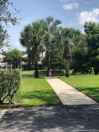 Palmbrooke Townhomes, 4859 Palmbrooke Ter, West Palm Beach, Florida 33417, image 2