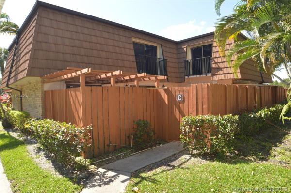 Ridgewood, 9153C SW 23rd St, Davie, Florida 33324, image 2