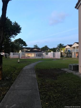 Melrose Townhomes, 2600 NW 28th St #210-2, Miami, Florida 33142, image 2
