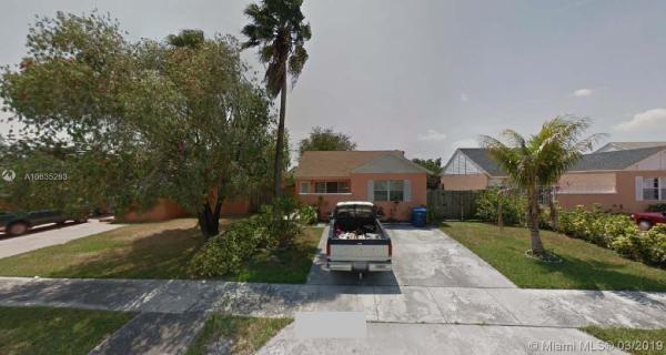 Leslie Patio Homes, 3262 NW 204th Ter, Miami Gardens, Florida 33056, image 2