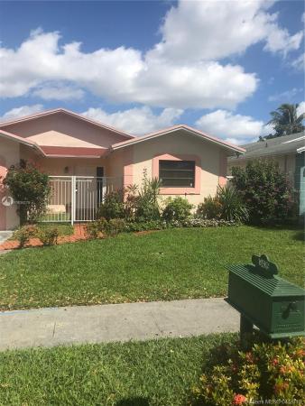 Liberia, 2429 Raleigh St, Hollywood, Florida 33020, image 2