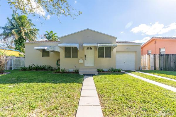 Lynnwood, 4460 SW 4th St, Miami, Florida 33134, image 2