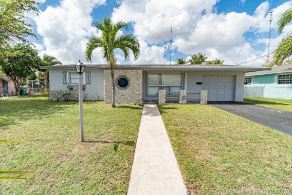 Andover, 20950 NW Miami Ct, Miami Gardens, Florida 33169, image 2