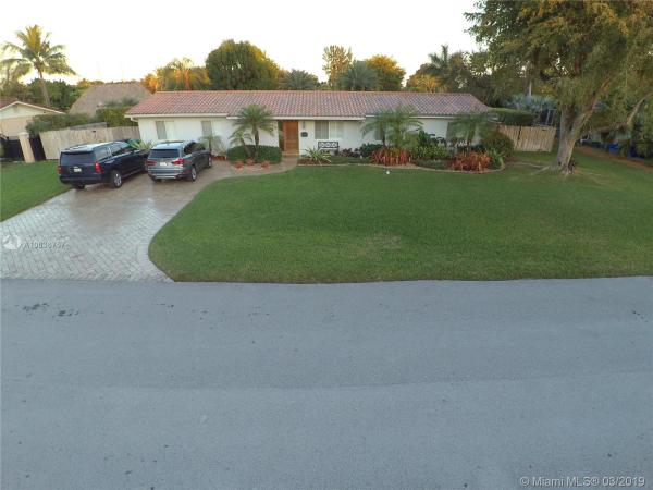 Pine Acres, 11441 SW 100th Ave, Kendall, Florida 33176, image 2