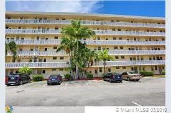 Point East, 2903 Point East Dr #K202, Aventura, Florida 33160, image 2