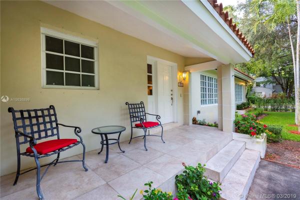 Granada, 1300 Country Club Prado, Coral Gables, Florida 33134, image 2