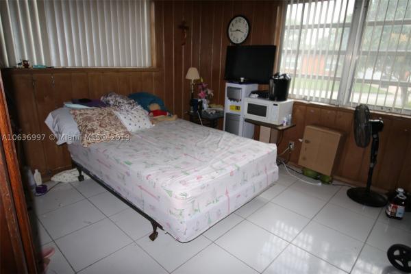 Lake Clarke Estates, 7500 W Lake Dr, Lake Clarke Shores, Florida 33406, image 2