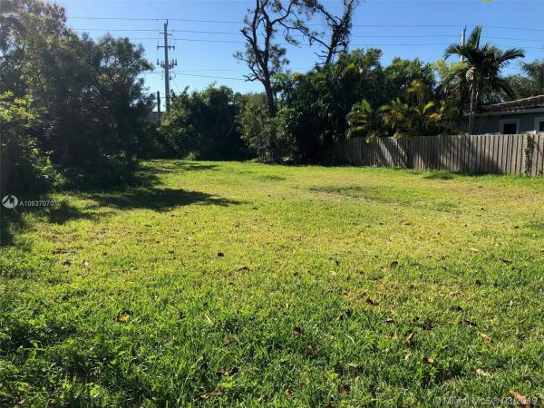East Shenandoah, 3635 SW 3rd Ave, Miami, Florida 33145, image 2