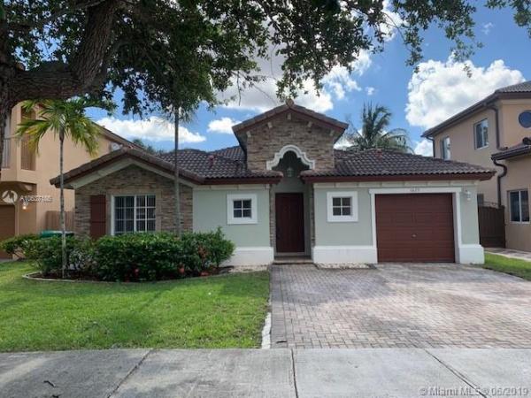 1623 SW 154th Path, Unincorporated Dade County, Florida 33185, image 2