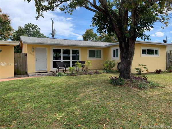 Fairfax Brolliar, 1850 SW 36th Ter, Fort Lauderdale, Florida 33312, image 2