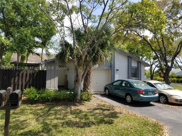 Patio Homes In The Crossings, 11777 SW 132nd Pl, The Crossings, Florida 33186, image 1