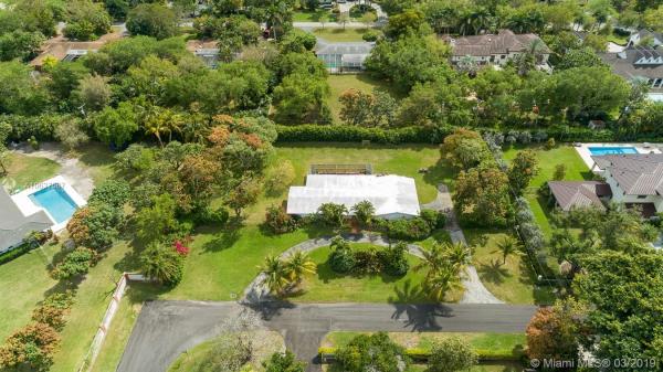 Collins Heights, 5900 SW 113th St, Pinecrest, Florida 33156, image 2
