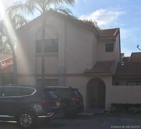 Villa Homes At The Moors, 17254 NW 60th Ct #17254, Country Club, Florida 33015, image 2