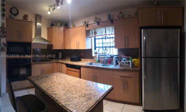 Robles Gardens, 2756 W 72nd St, Hialeah, Florida 33016, image 1