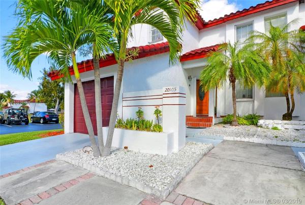 Saga Bay Townhomes, 20905 SW 84th Ave, Cutler Bay, Florida 33189, image 2