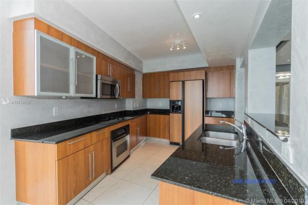 One Miami West, Miami, Florida 33131, image 2