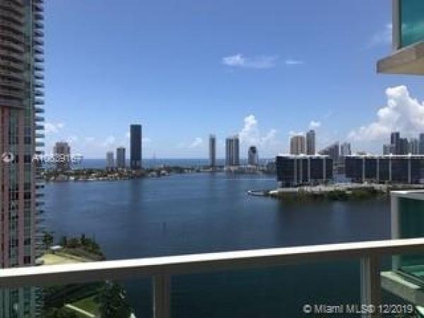 Aventura Marina 2, 3330 NE 190th St #1912, Aventura, Florida 33180, image 2