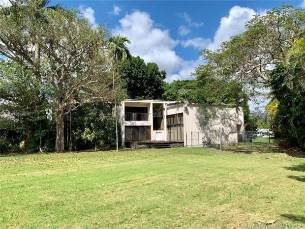 Snapper Creek Groves, 6486 SW 85th St, Glenvar Heights, Florida 33143, image 2